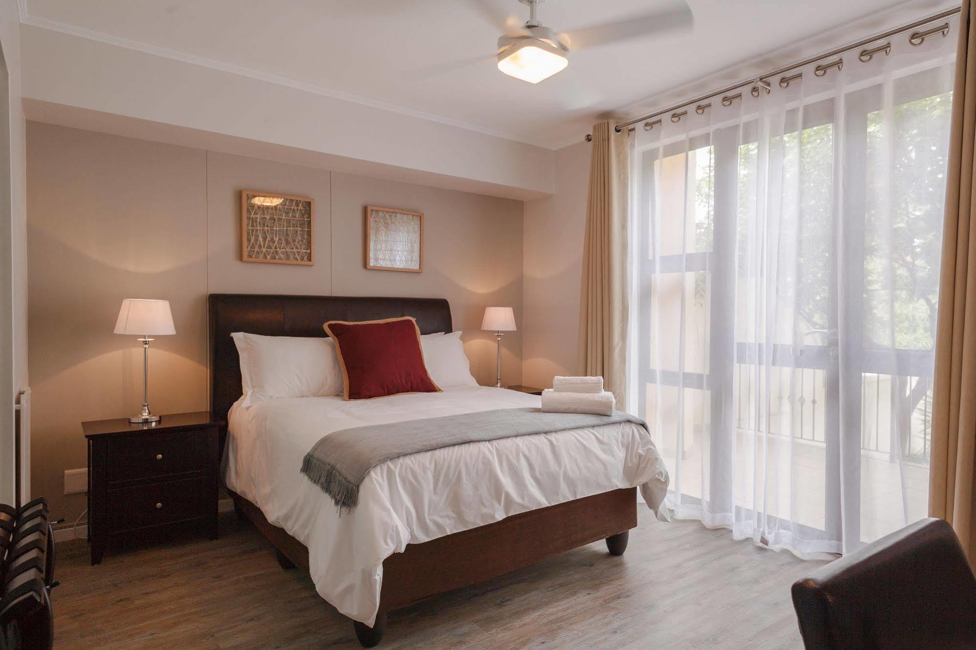 Island Club Hotel & Apartments Cape Town Ngoại thất bức ảnh