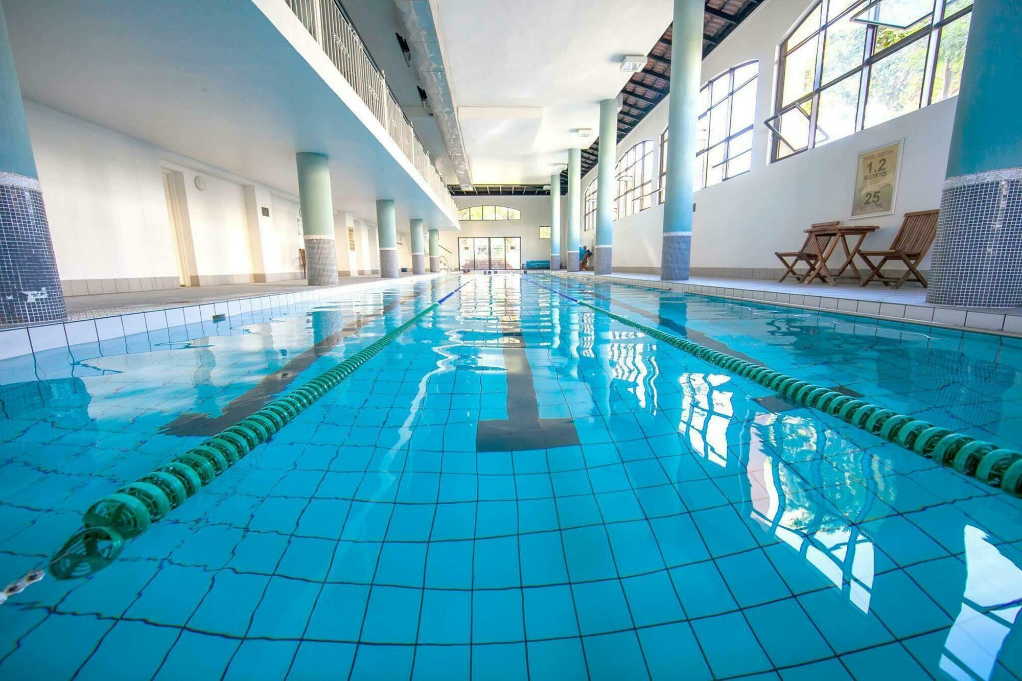 Island Club Hotel & Apartments Cape Town Ngoại thất bức ảnh
