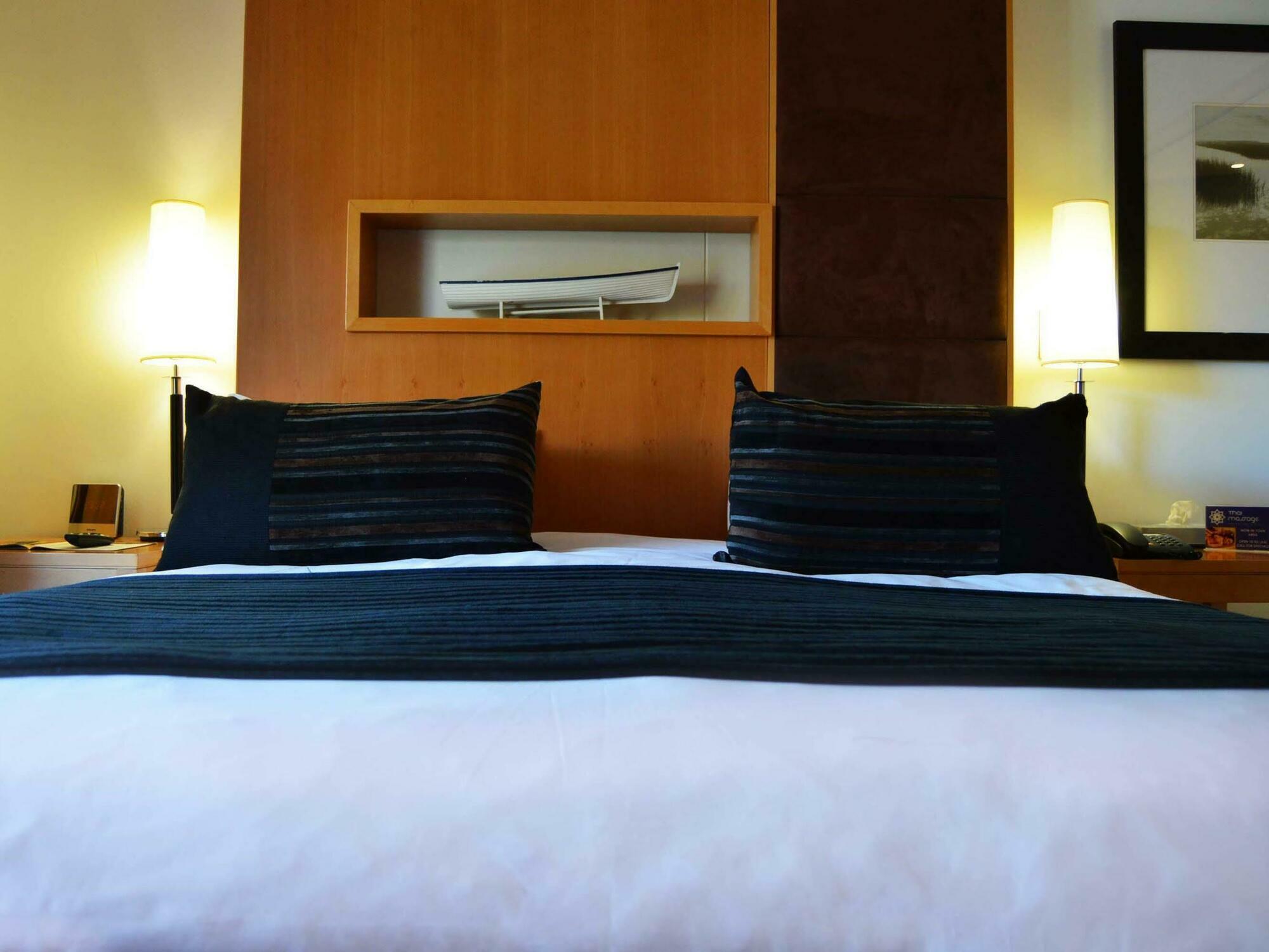 Island Club Hotel & Apartments Cape Town Ngoại thất bức ảnh